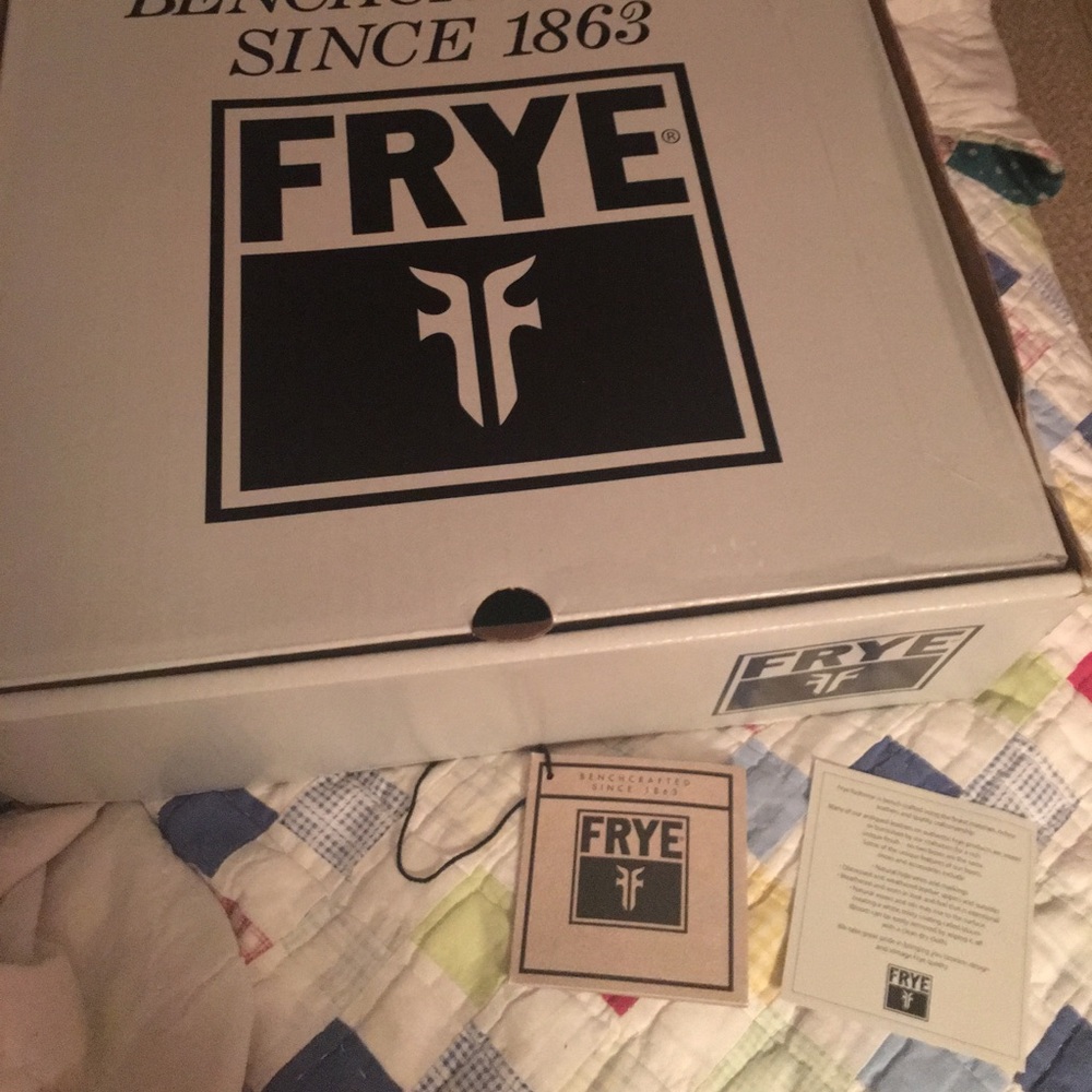 Frye Veronica Tanker Boot - Picture 3 of 7